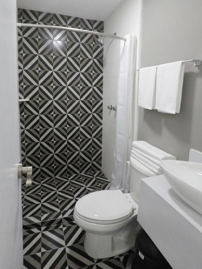 Casa Moderna Equipada Como En Pequeno Hotel Hab 4 Monterrey Bagian luar foto